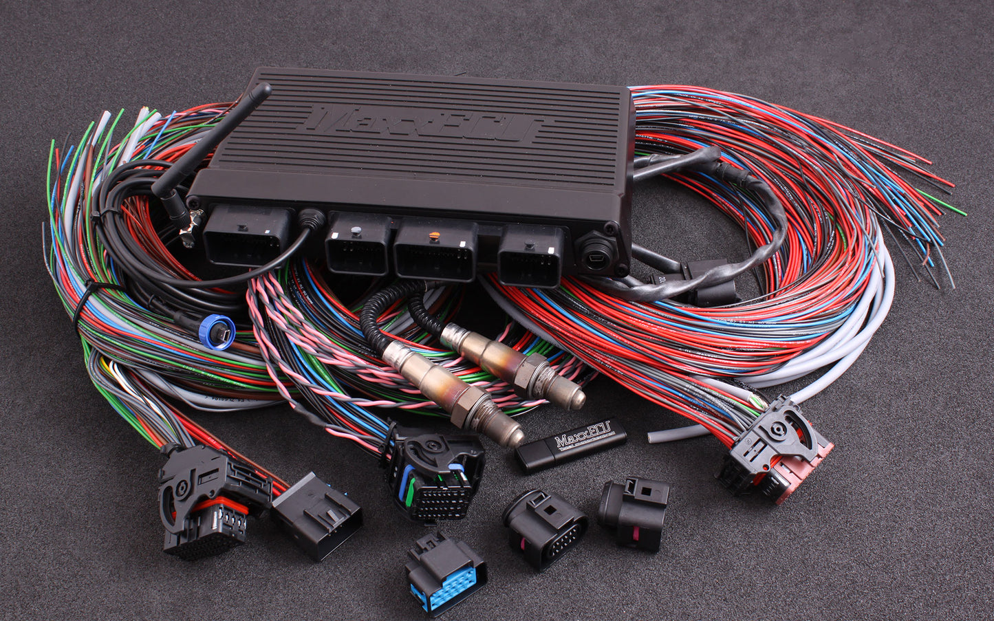 MaxxEcu Pro Kit